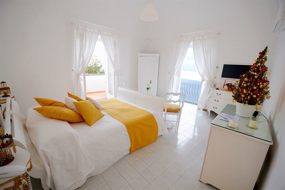 Bed & Breakfast Yiara 2*