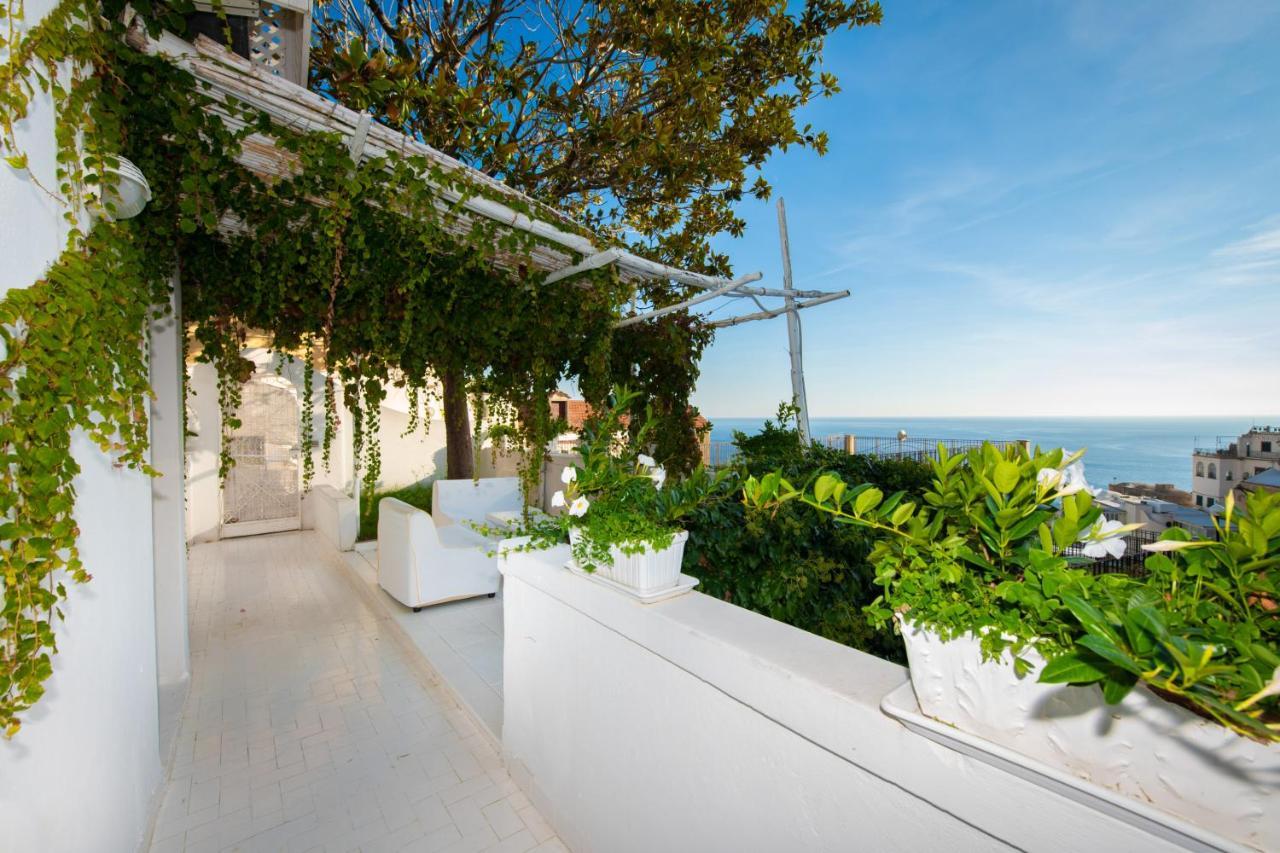 Yiara Bed & Breakfast